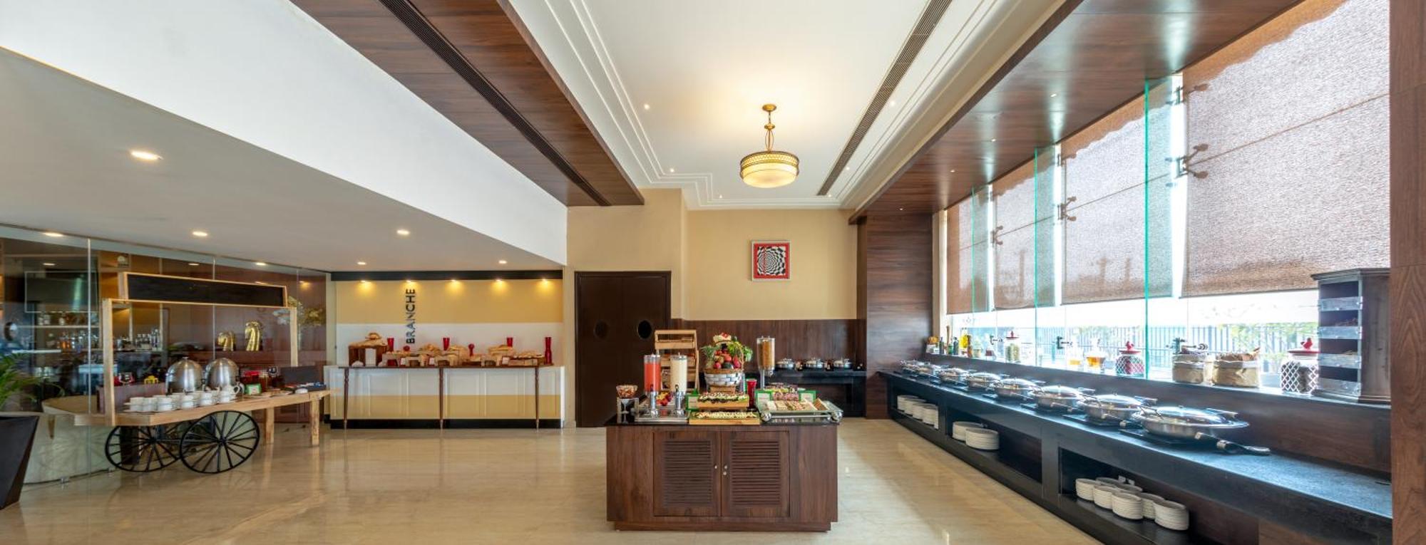 Golden Suites Gurgaon Inde Hotels Dış mekan fotoğraf