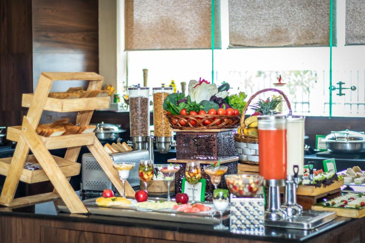 Golden Suites Gurgaon Inde Hotels Dış mekan fotoğraf