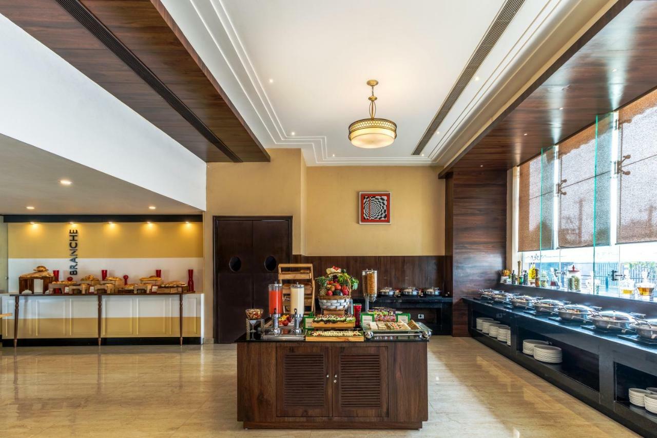 Golden Suites Gurgaon Inde Hotels Dış mekan fotoğraf